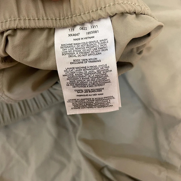 NWT Columbia|| Blossom Bay Shorts Womens L Gray/green Elastic Stretch Nylon - Picture 7 of 10